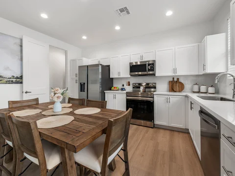 Designer kitchen cabinetry and tile backsplash